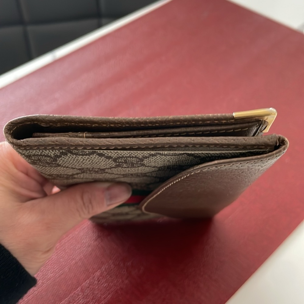 Gucci Wallet - Picture 7 of 9